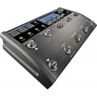 TC-Helicon VoiceLive 2 with VLOOP